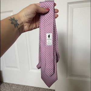 Vineyard Vines Tie